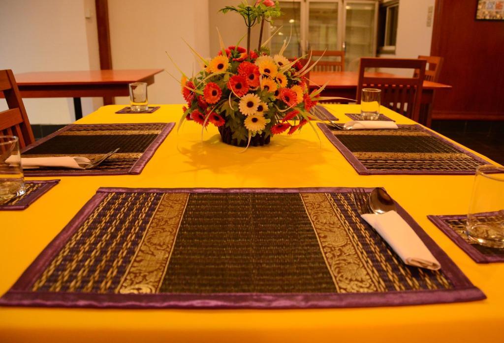 Pohseen Grand Palace Hotel Bangkok Buitenkant foto