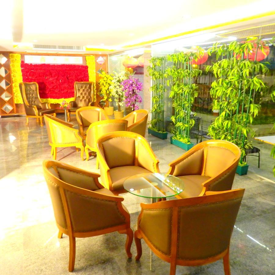 Pohseen Grand Palace Hotel Bangkok Buitenkant foto